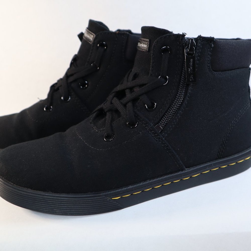 Dr. Martens - Maegley Canvas 5 eye ankle boot size 7 - side zip/lace up boot